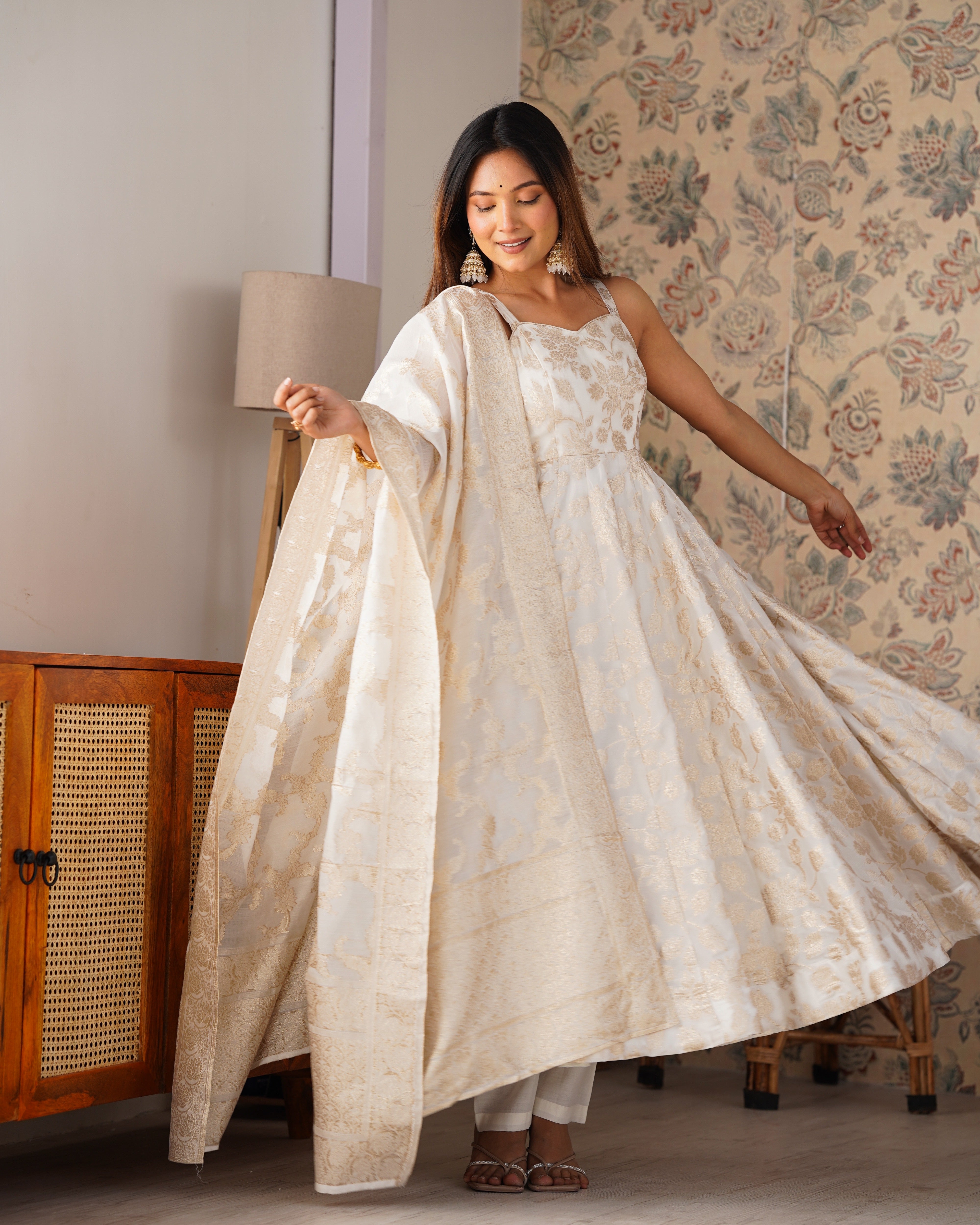 Classic Anarkali Suit Set with Banarasi Jacquard Work | Festive Kali Pattern Gown with Dupatta and Pant Set