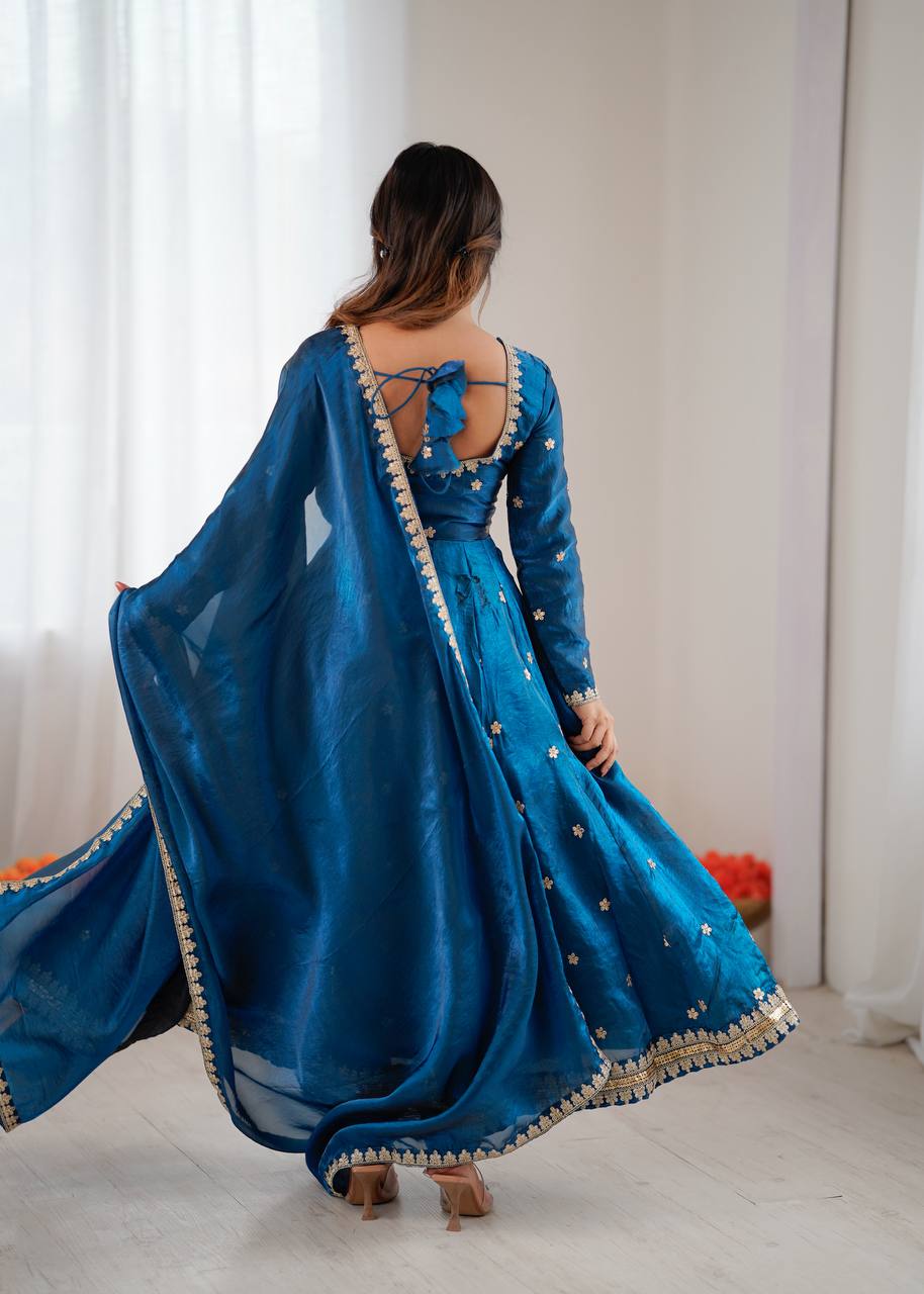 Royal Embroidered Anarkali Suit Set with Dupatta – Elegant Festive & Wedding Wear